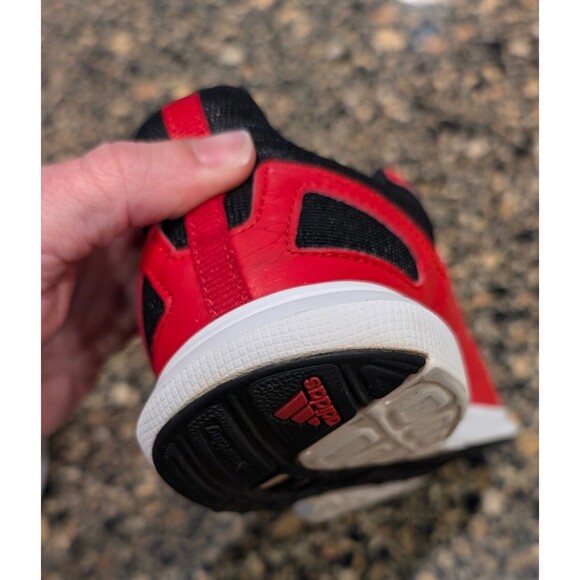 Adidas Manchester United Red MUFC Hyperfast Shoes Soccer size - Youth Boy 6.5Y - Picture 15 of 16